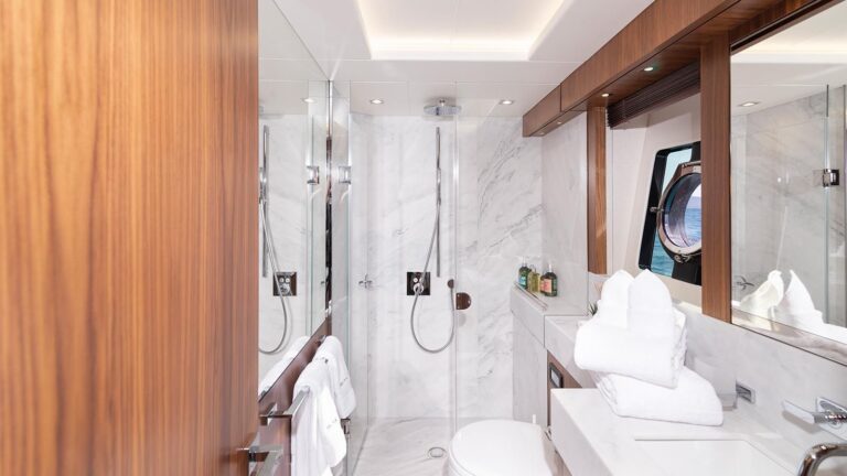 Twin Ensuite