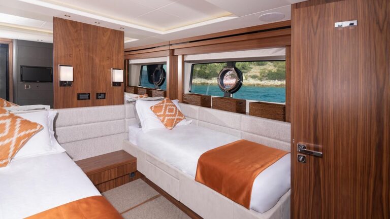 Twin Suite