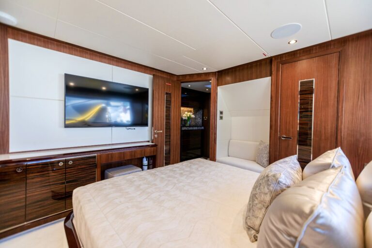 Double Guest Cabin