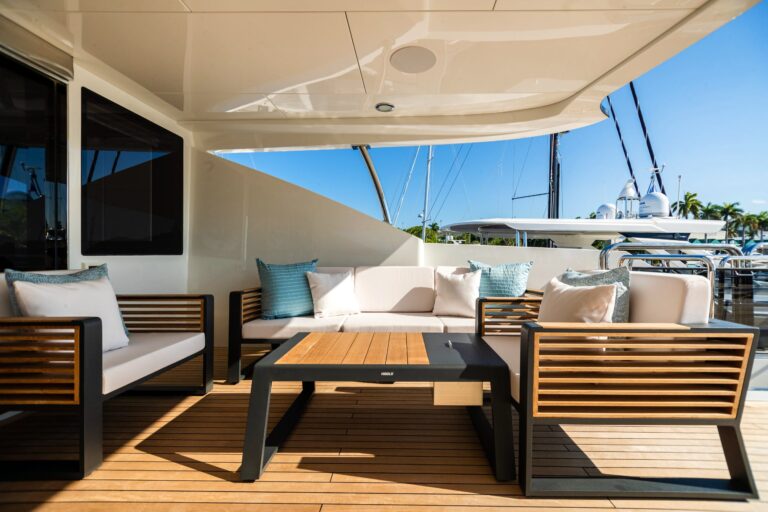 Aft Deck Seating
