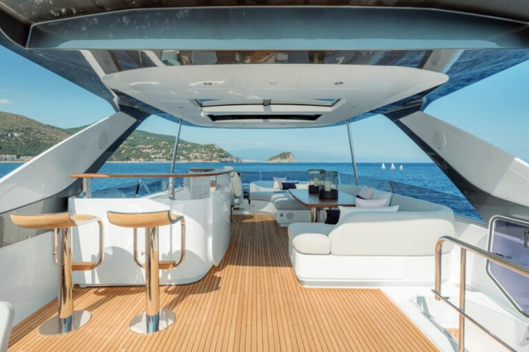 Flybridge