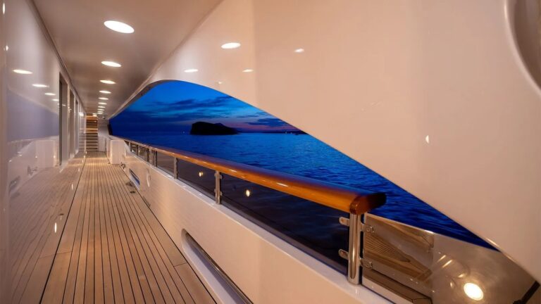 Side Deck