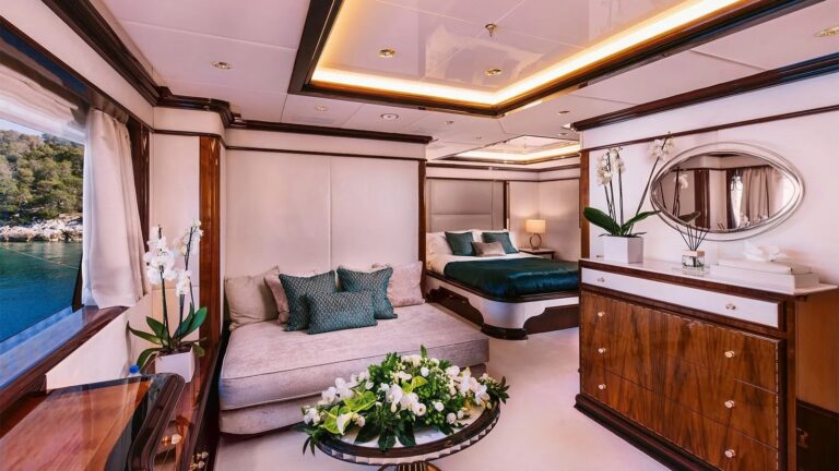 VIP Cabin