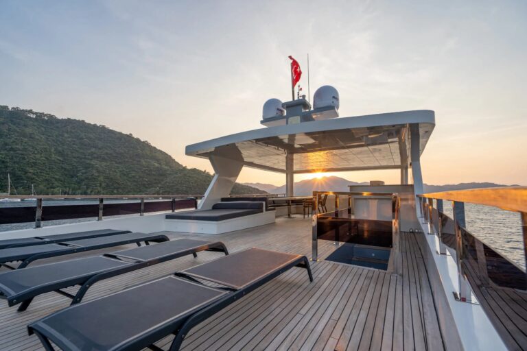 Sun Deck