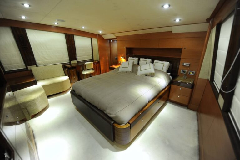 Double Guest Cabin