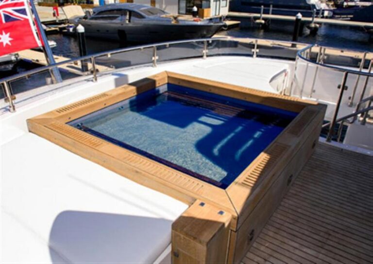 Exterior Living Spaces 00004