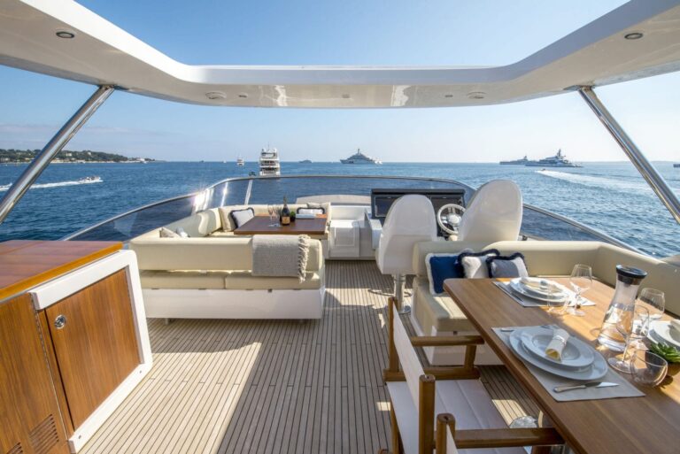 Sun Deck Dining