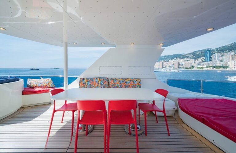 Exterior Relaxation Area