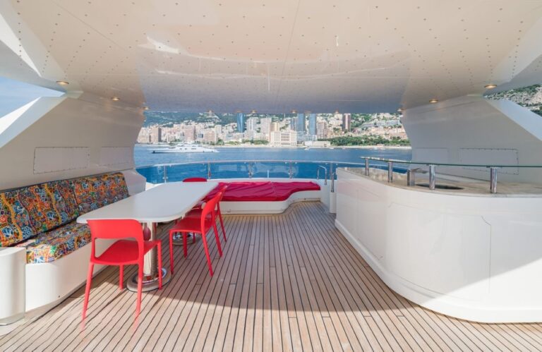 Exterior Relaxation Area