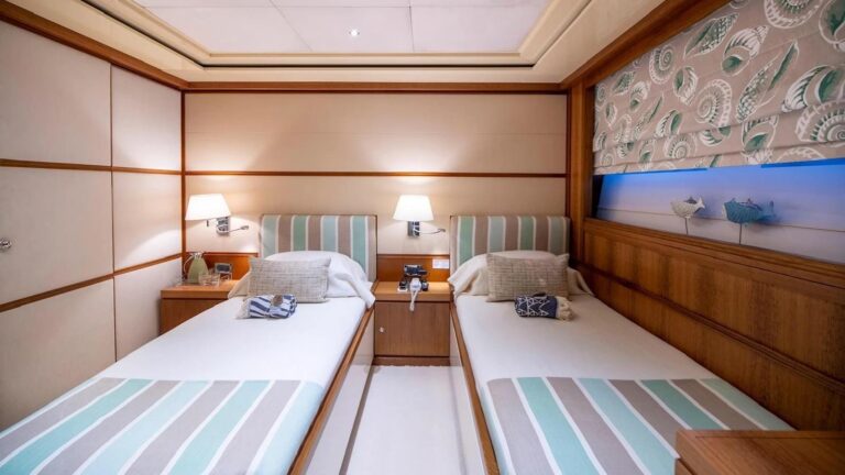 Twin Suite