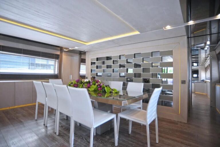 Main Dining