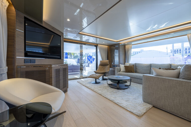 Saloon Seating
