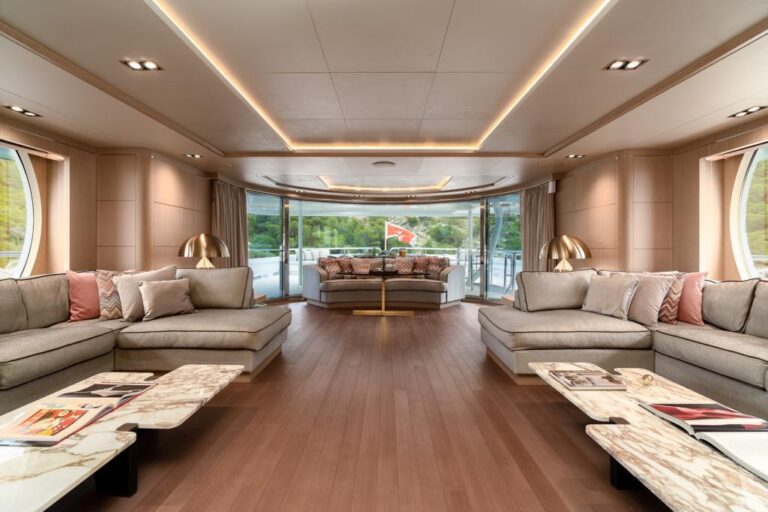 Upper Saloon