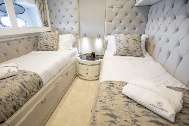 Twin Cabin