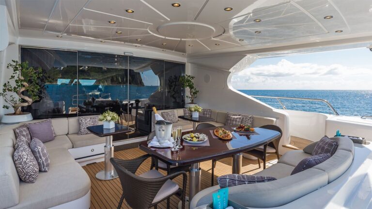 Aft Deck Al Fresco Dining Area