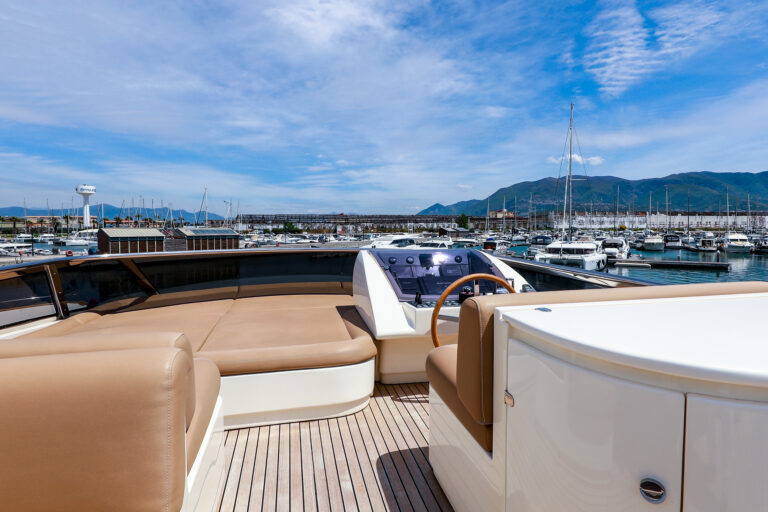 Flybridge