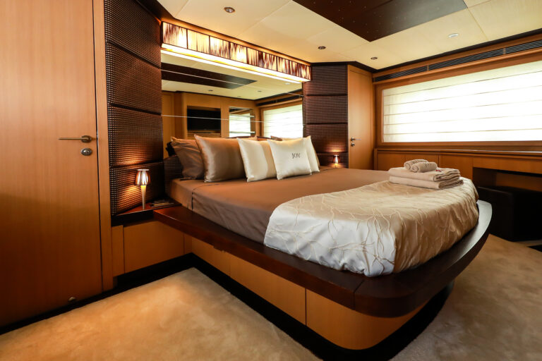 Master Guest Cabin
