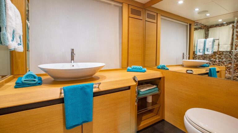 Master Ensuite