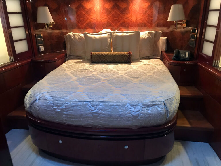 VIP Cabin