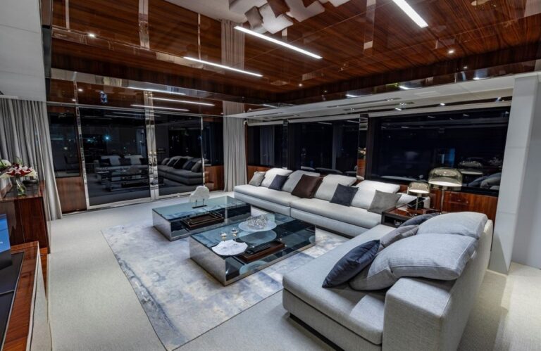 Main Salon