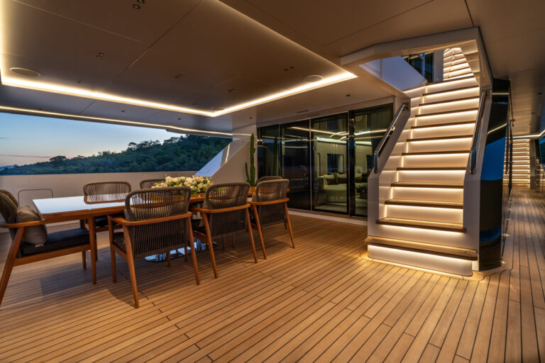 Deck Dining