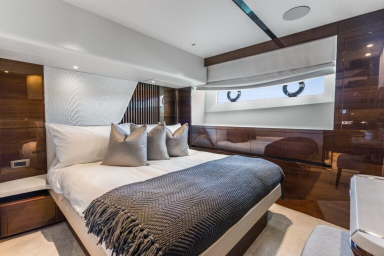 Guest suite