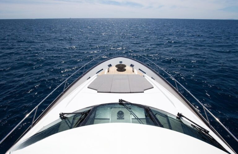 Foredeck Relaxation Area