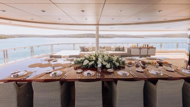 Al Fresco Dining Set Up
