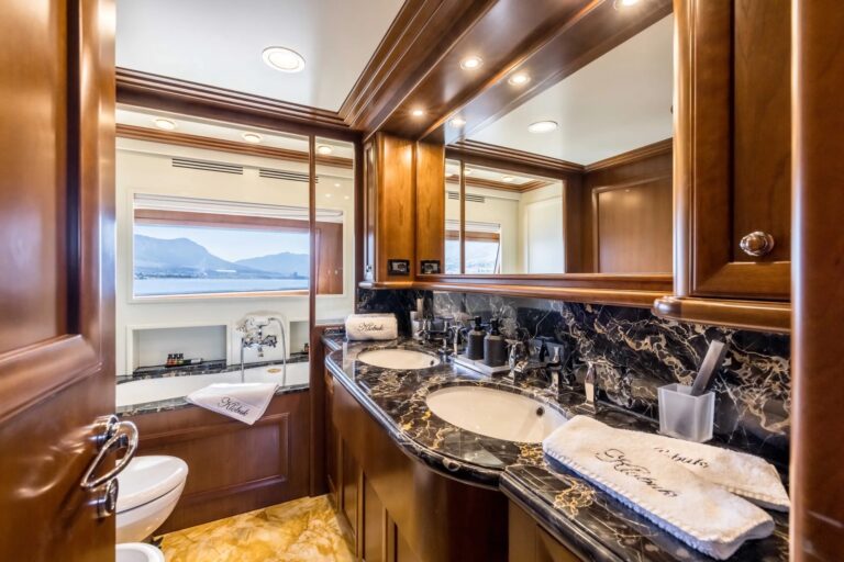 Master Ensuite