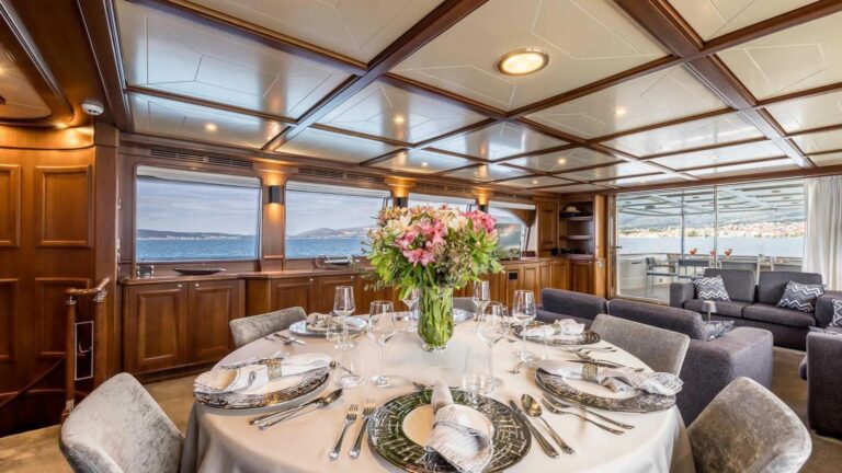 Main Salon Dining