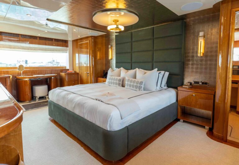 VIP Cabin