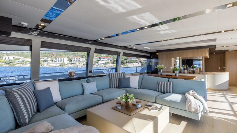 Main Deck Salon