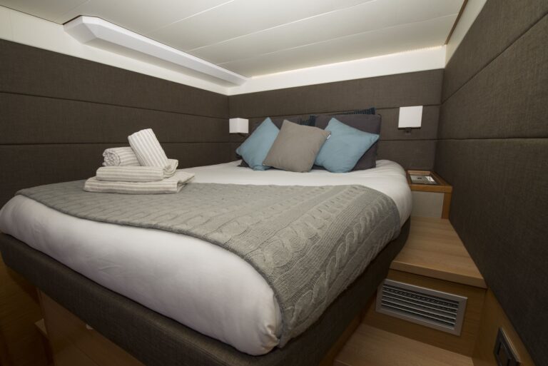 Double Cabin