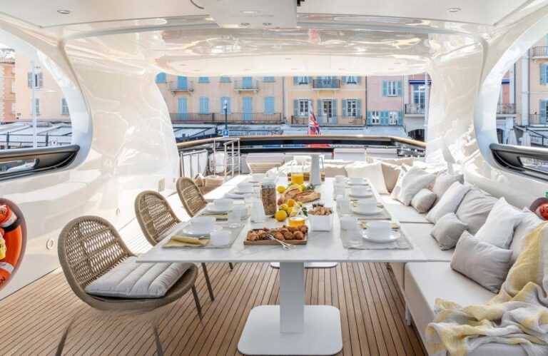 Exterior Dining Area