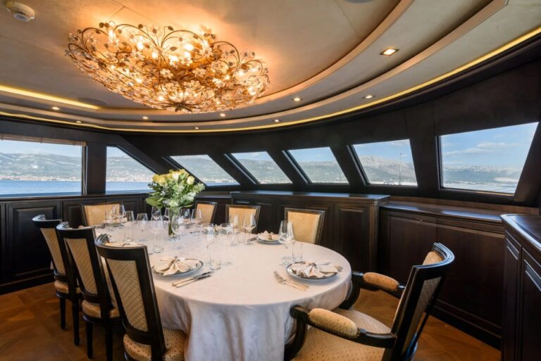 Main Dining