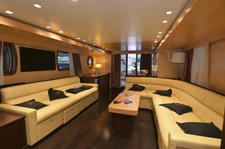 Saloon