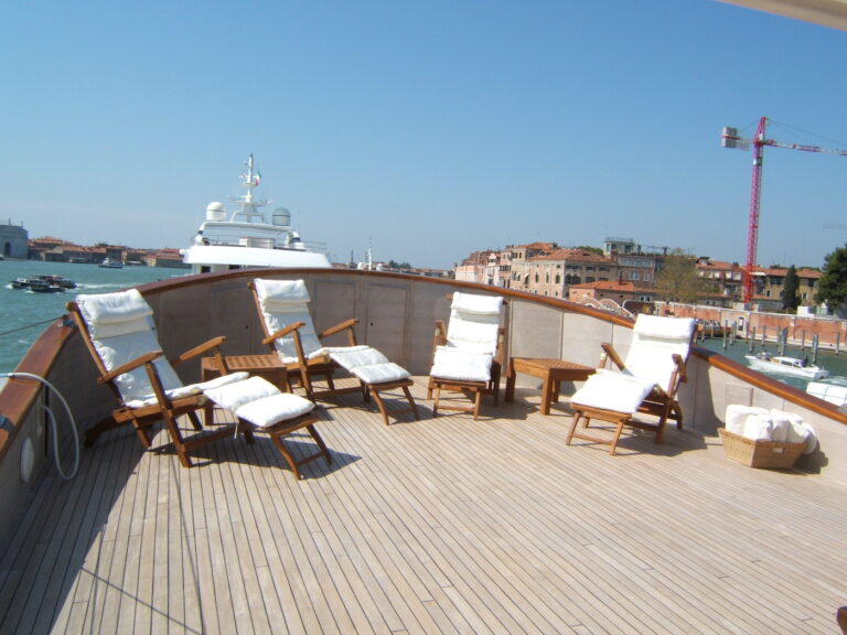 Aft Deck Seating