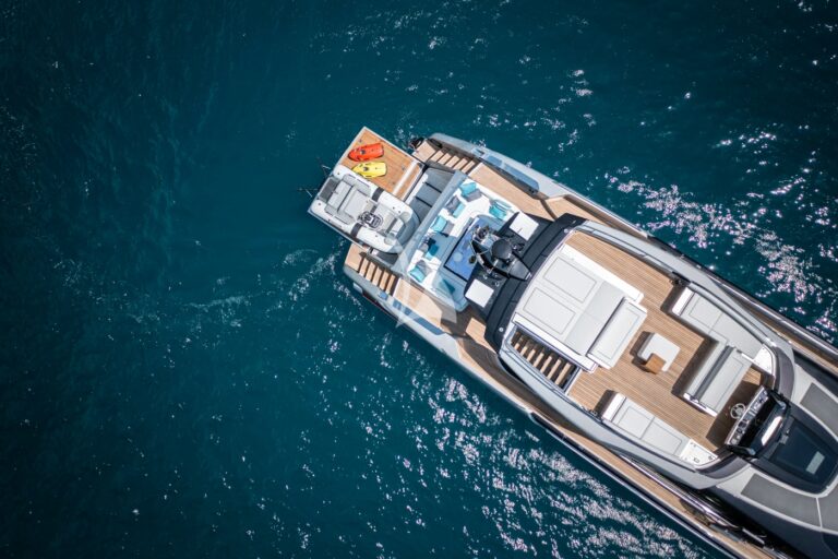 Opendeck With Sea Views