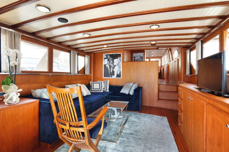 Saloon