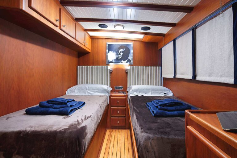 Twin Guest Cabin