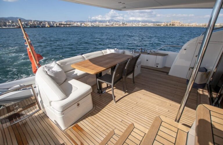 Exterior Relaxation Area
