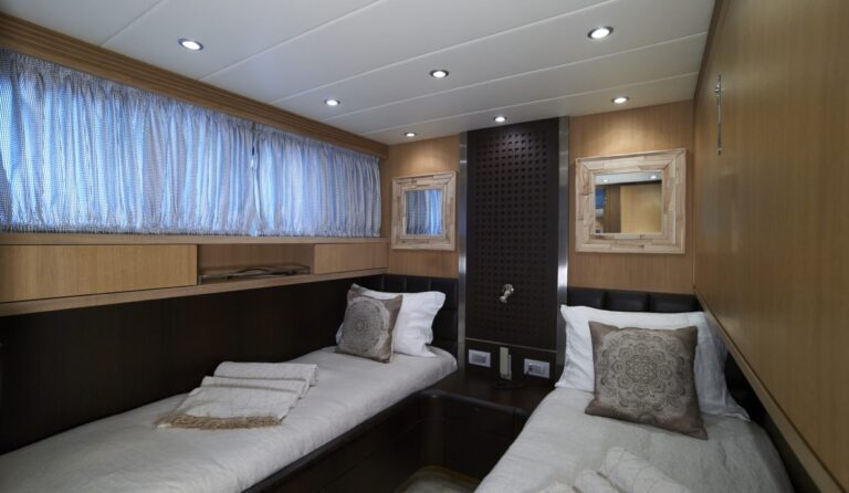 Twin Guest Suite