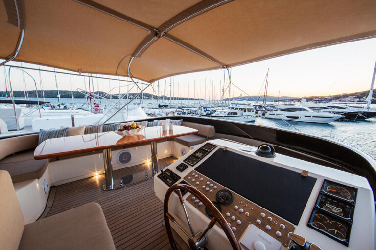 Flybridge