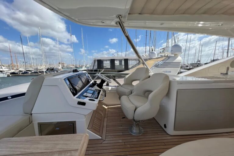 Captains Area