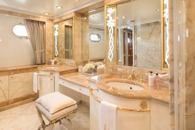 Master Ensuite