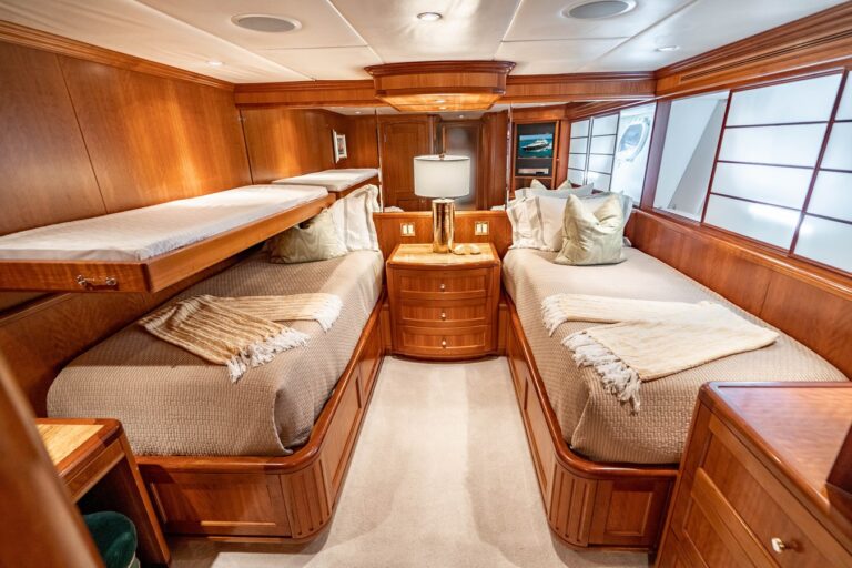 Twin Cabin With Bunk Bed
