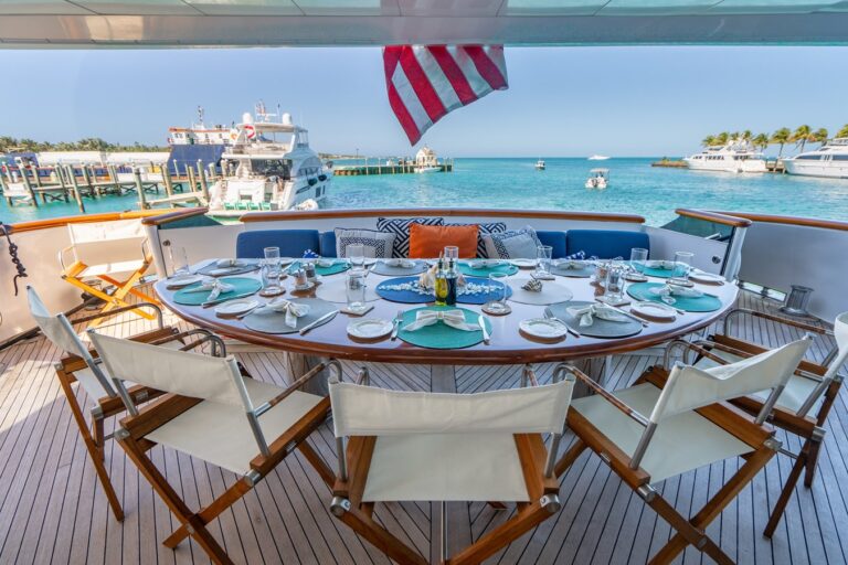 Al Fresco Dining