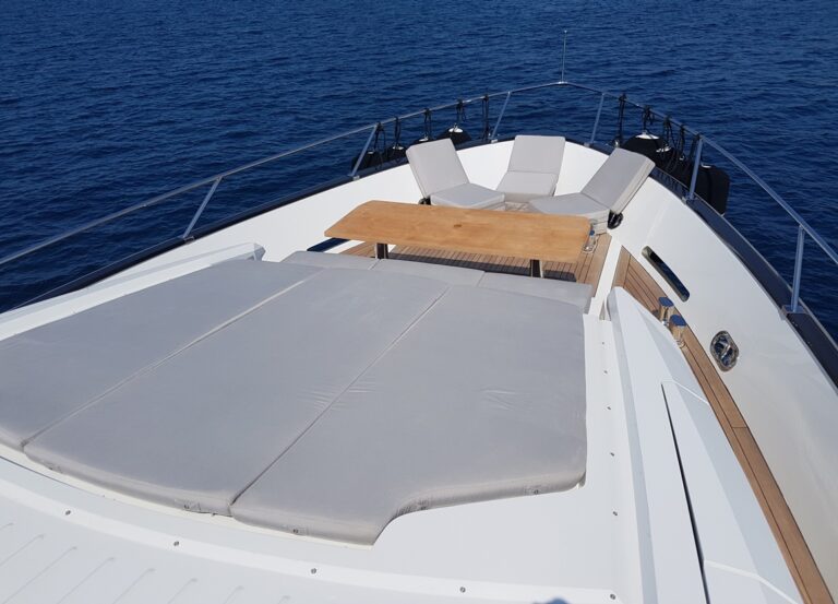 MY LARA - Foredeck sunpads