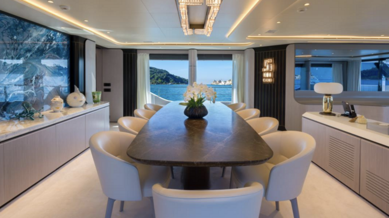 Main Salon Dining