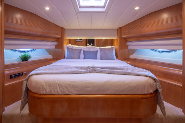 Double Cabin
